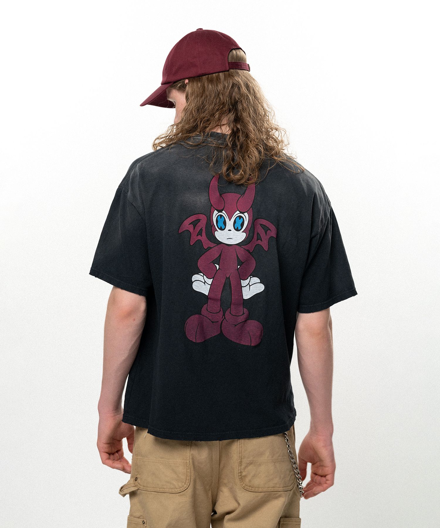 BAKENEKO"Distressed Pocket T-shirt
