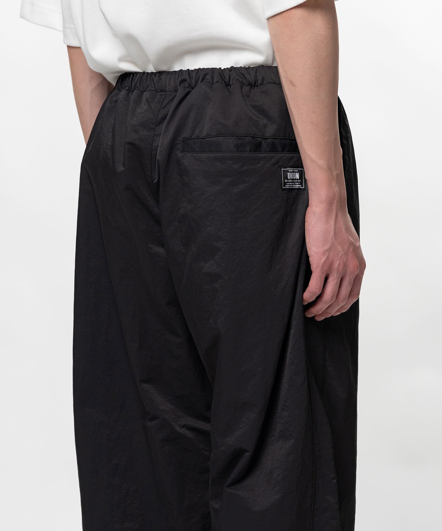 "UNION x in・stru(men-tal)."Track Pants