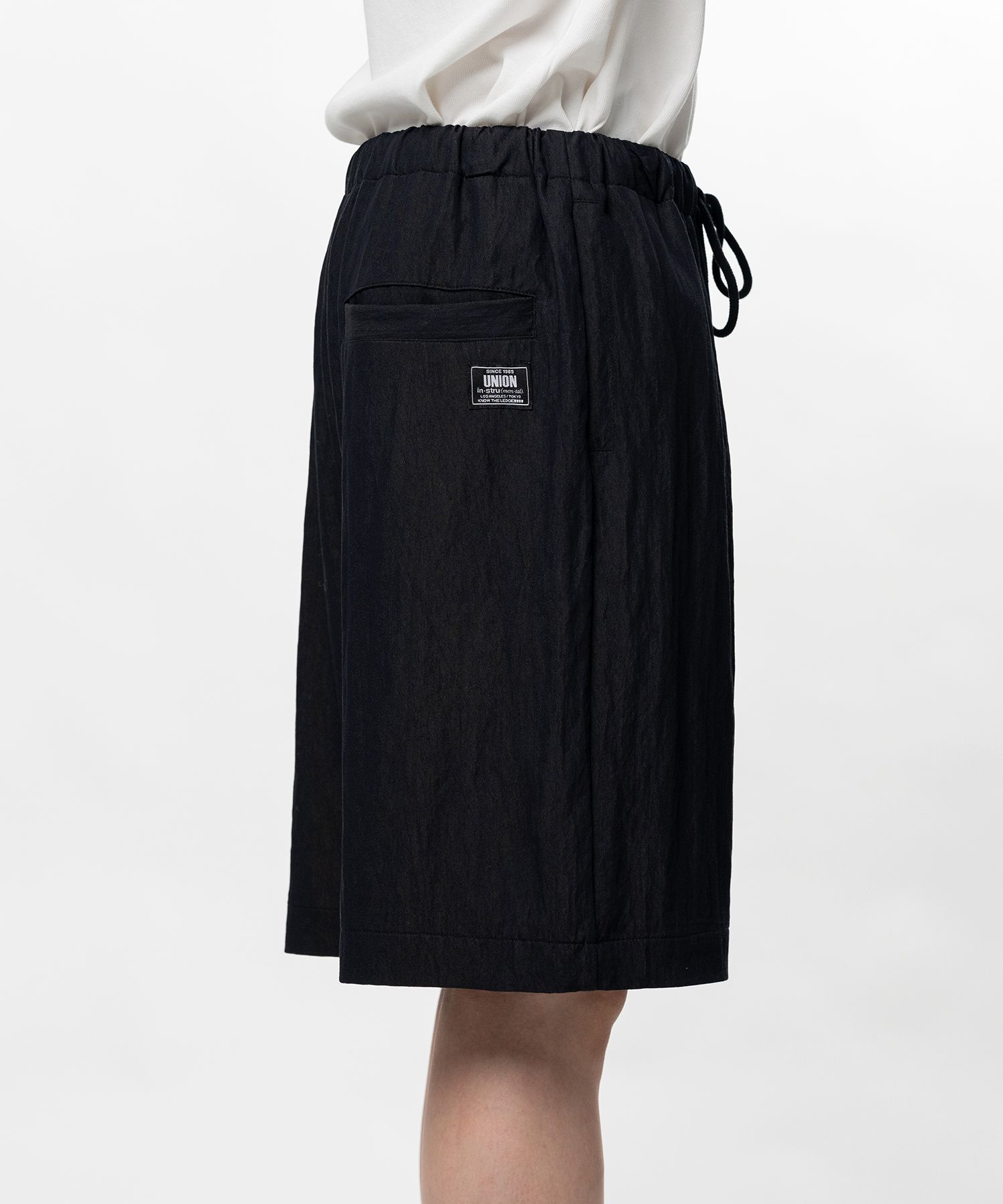 "UNION x in・stru(men-tal)." Know The Ledge Shorts