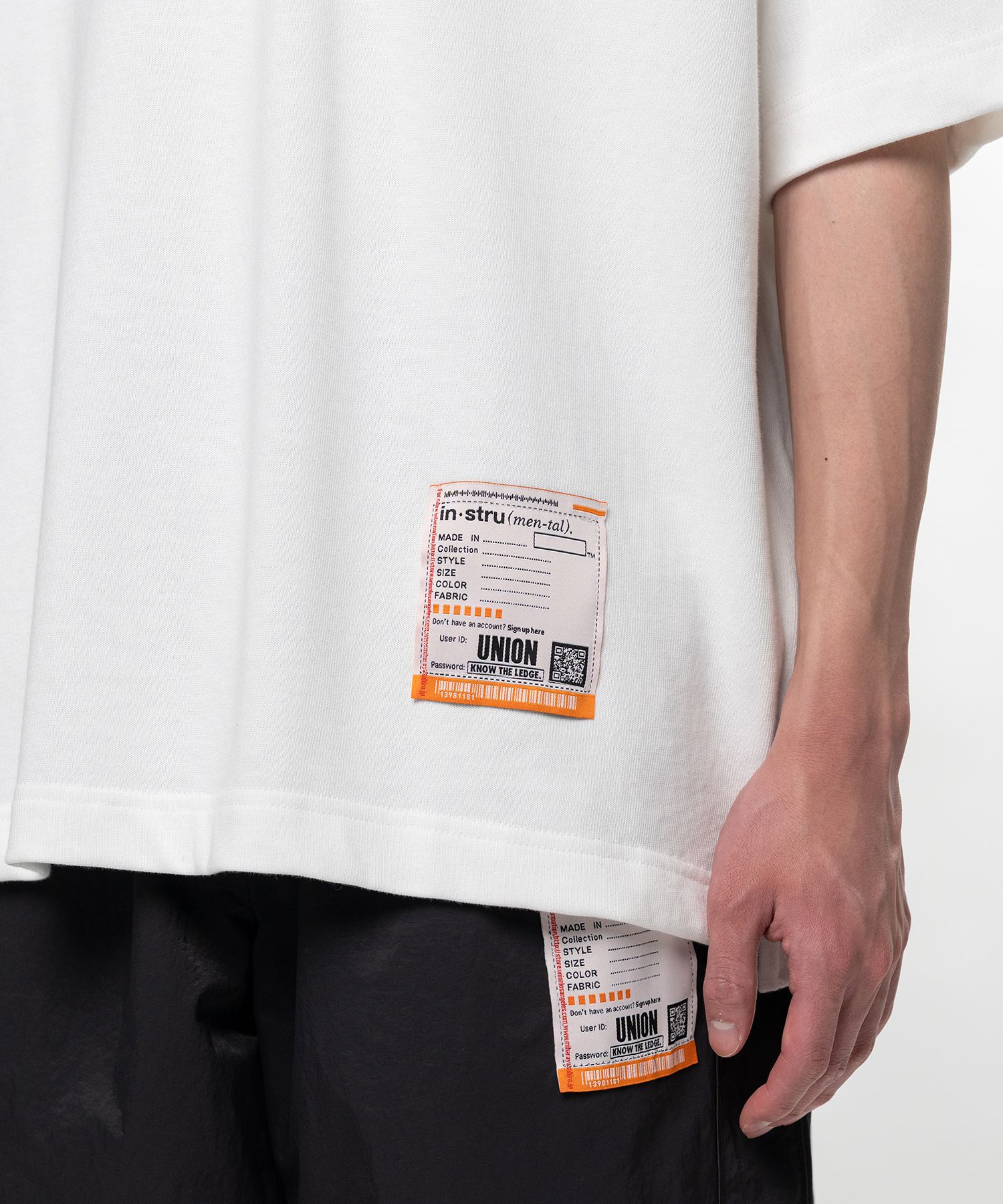 "UNION x in・stru(men-tal)." History Graphic T-shirt