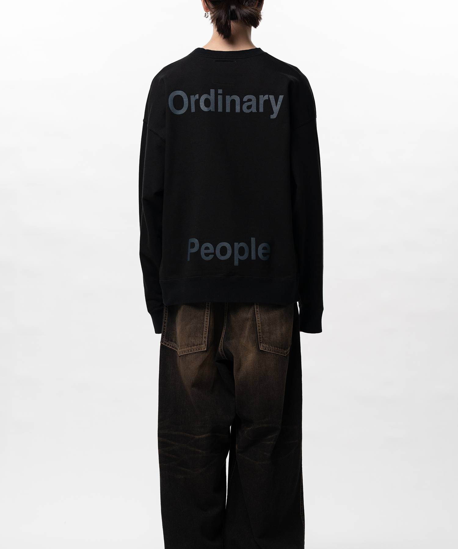 Leon Embroidery Sweatshirt