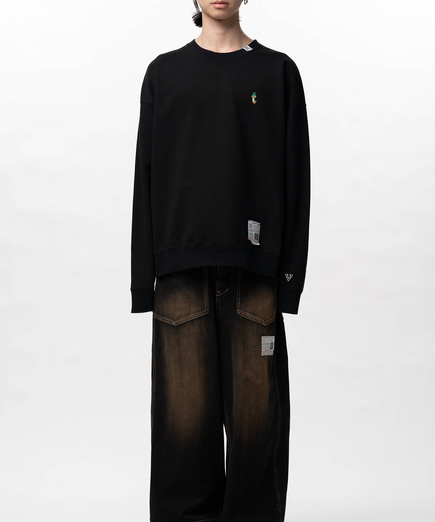 Leon Embroidery Sweatshirt