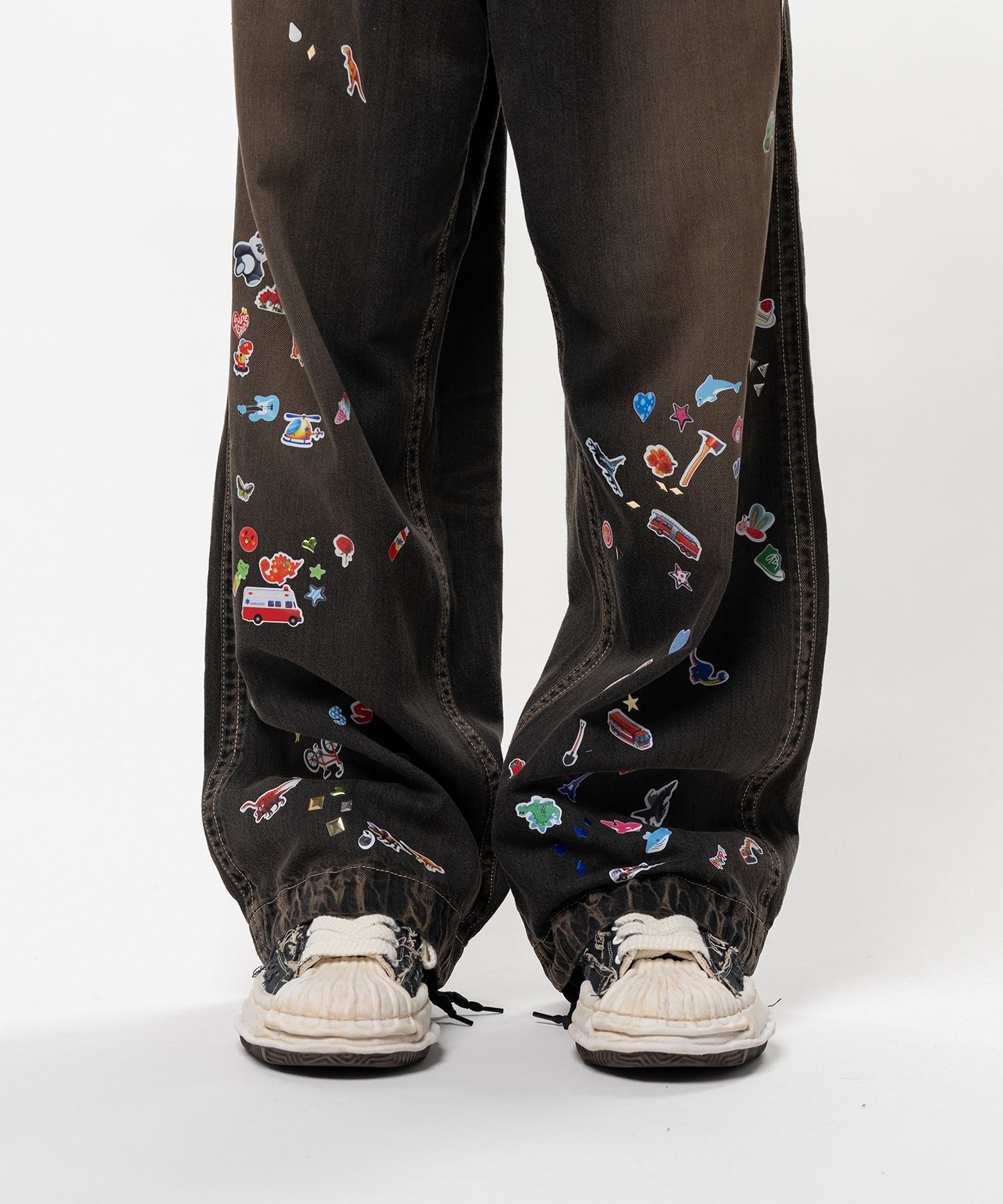 Kids Sticker Printed Baker Denim Pants