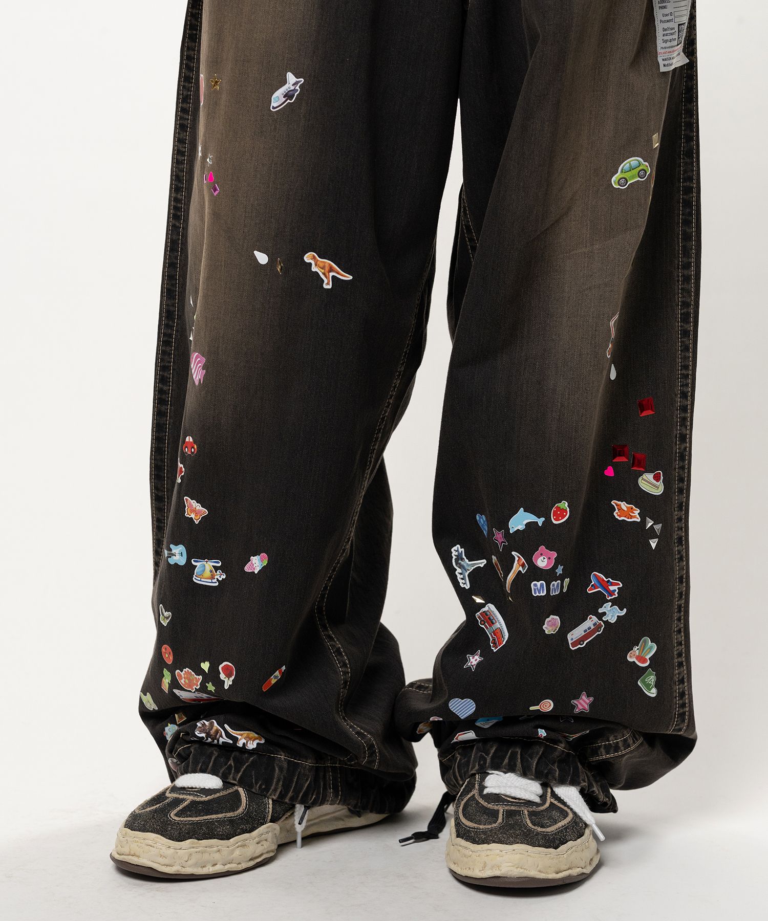Kids Sticker Printed Baker Denim Pants