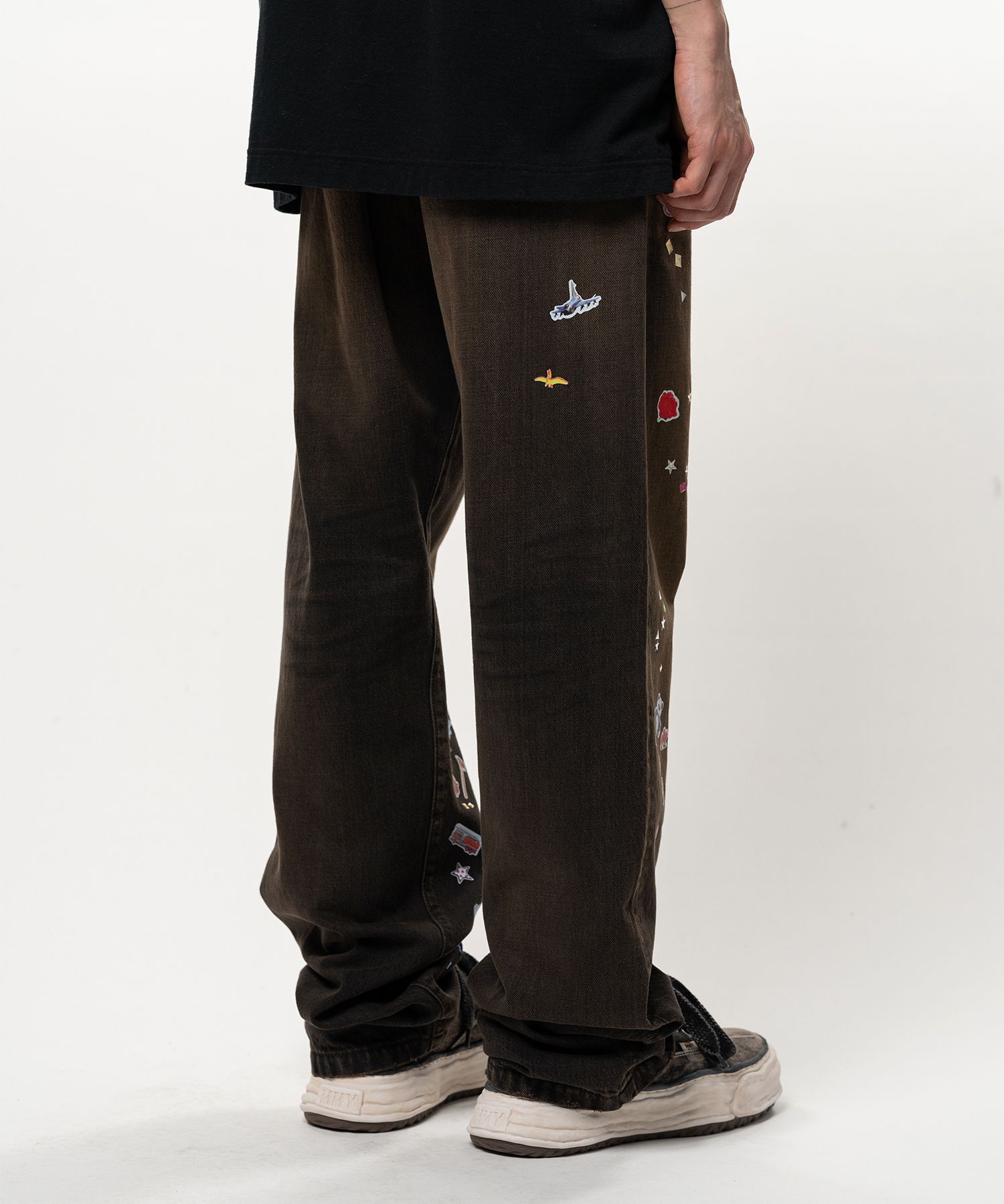 Kids Sticker Printed Straight Denim Pants
