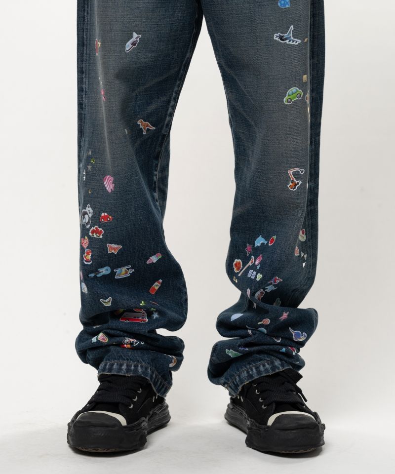 Kids Sticker Printed Straight Denim Pants