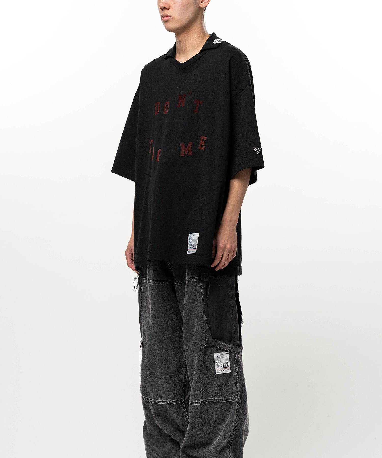 Don't Tag Me. Flocky Print Collared T-shirt