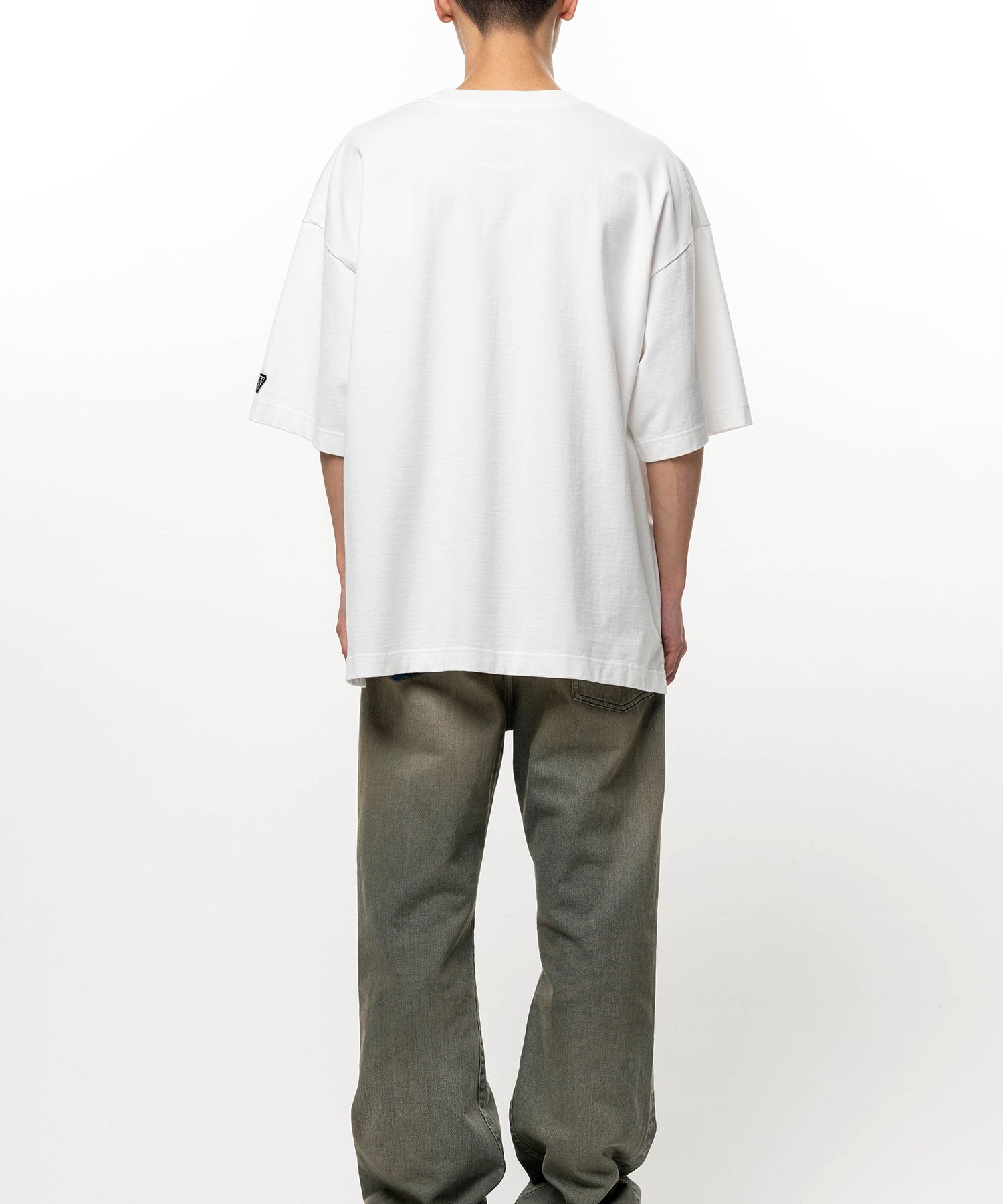 Don't Tag Me. Flocky Print T-shirt