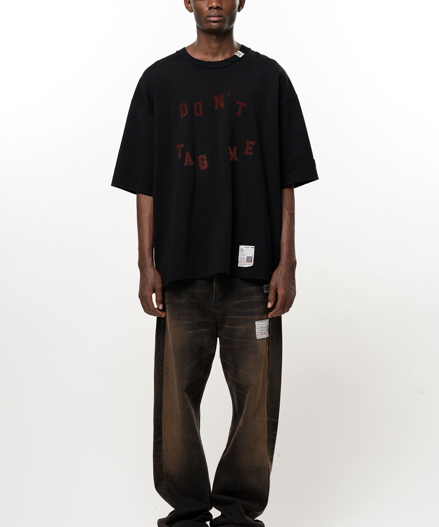 Don't Tag Me. Flocky Print T-shirt