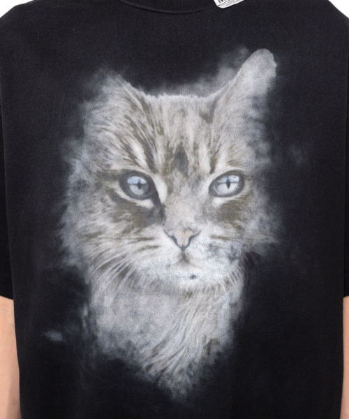 Cat Print Distressed T-shirt
