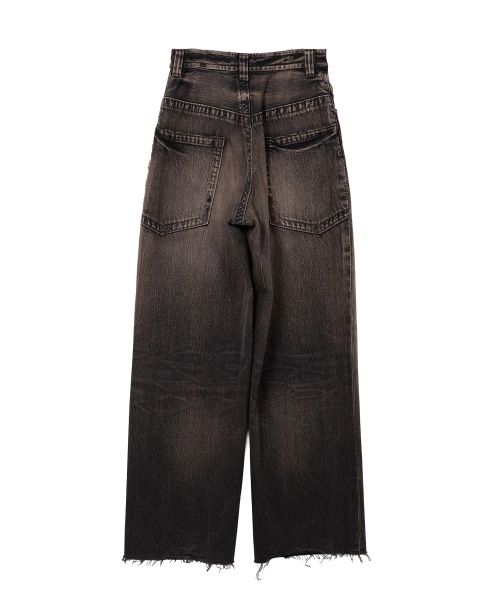 Amateur Sewn Like Wide Denim Pants