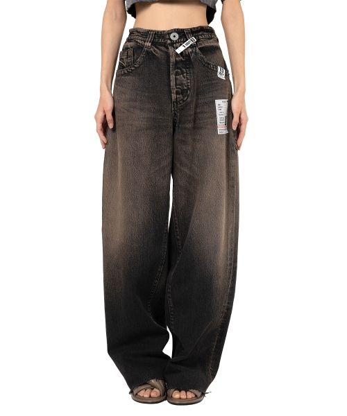 Amateur Sewn Like Wide Denim Pants