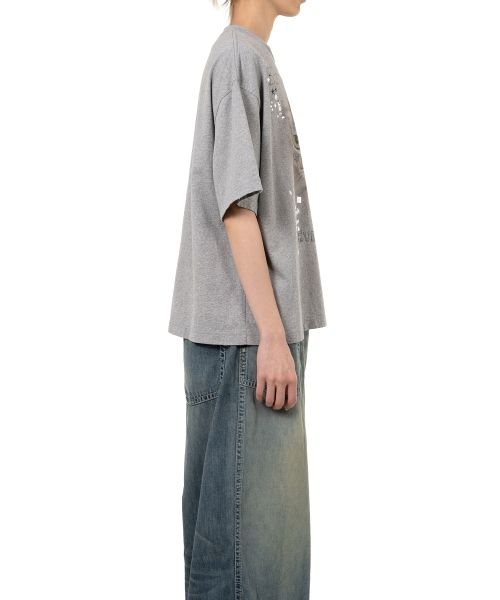 Cat Printed Embellished Distressed T-Shirt