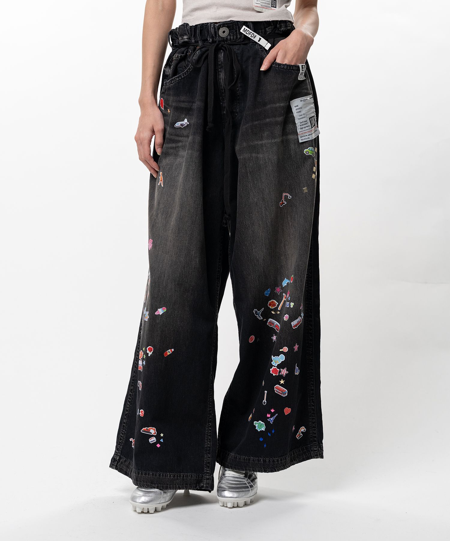 Kids Sticker Printed Wide Denim Pants