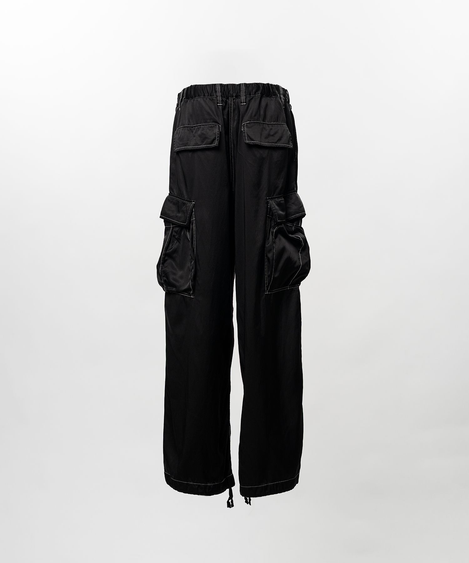【EXCLUSIVE】Satin Cargo Pants