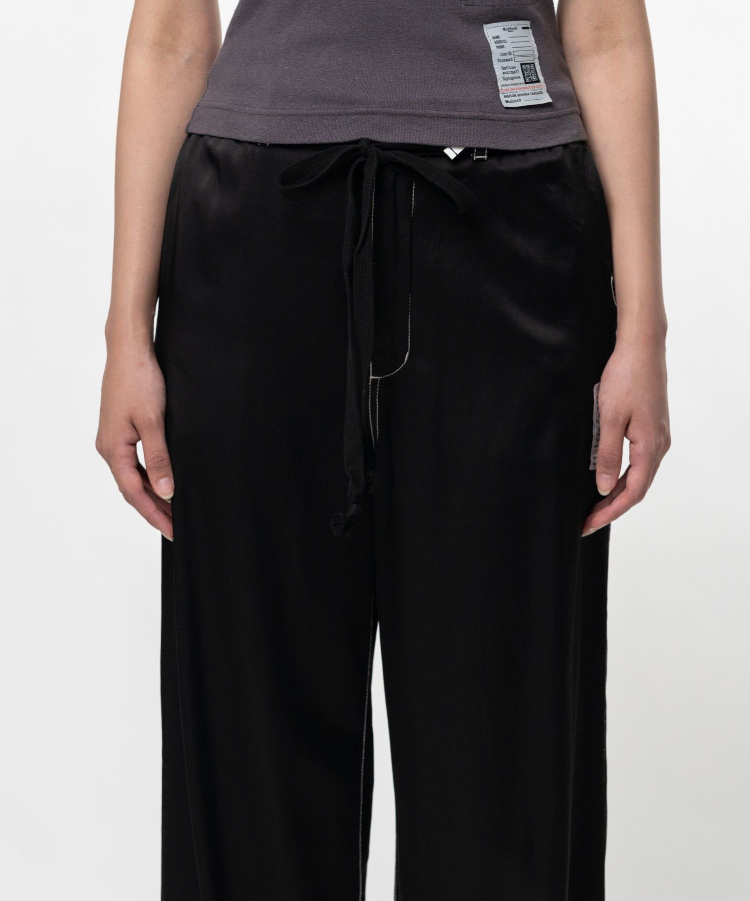 【EXCLUSIVE】Satin Easy Pants