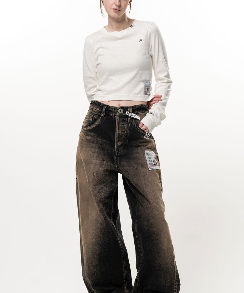 V-Neck Cropped Long Sleeve T-Shirt