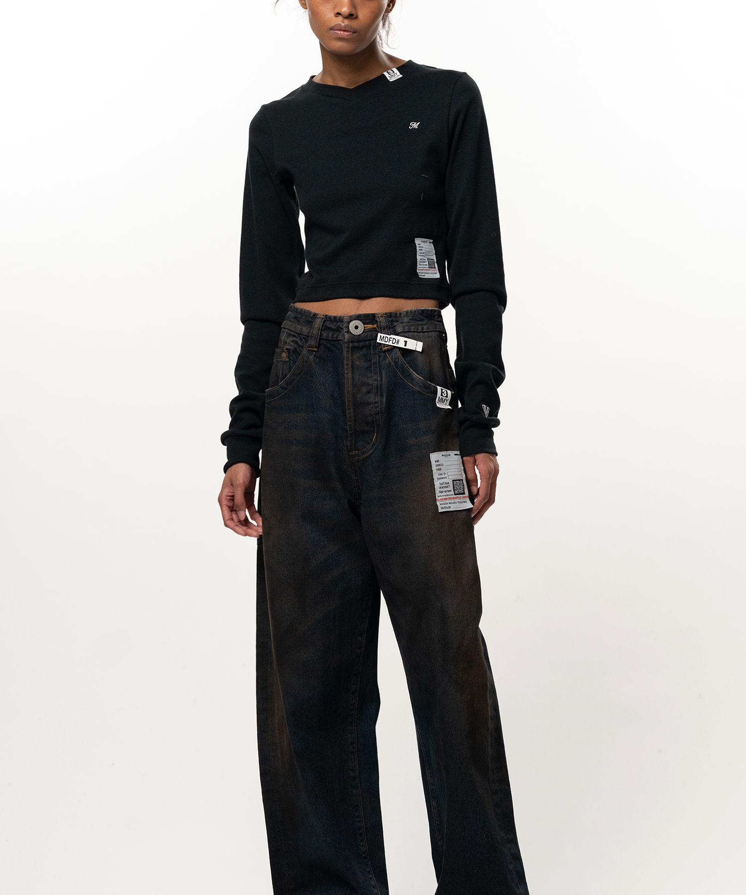V-Neck Cropped Long Sleeve T-Shirt