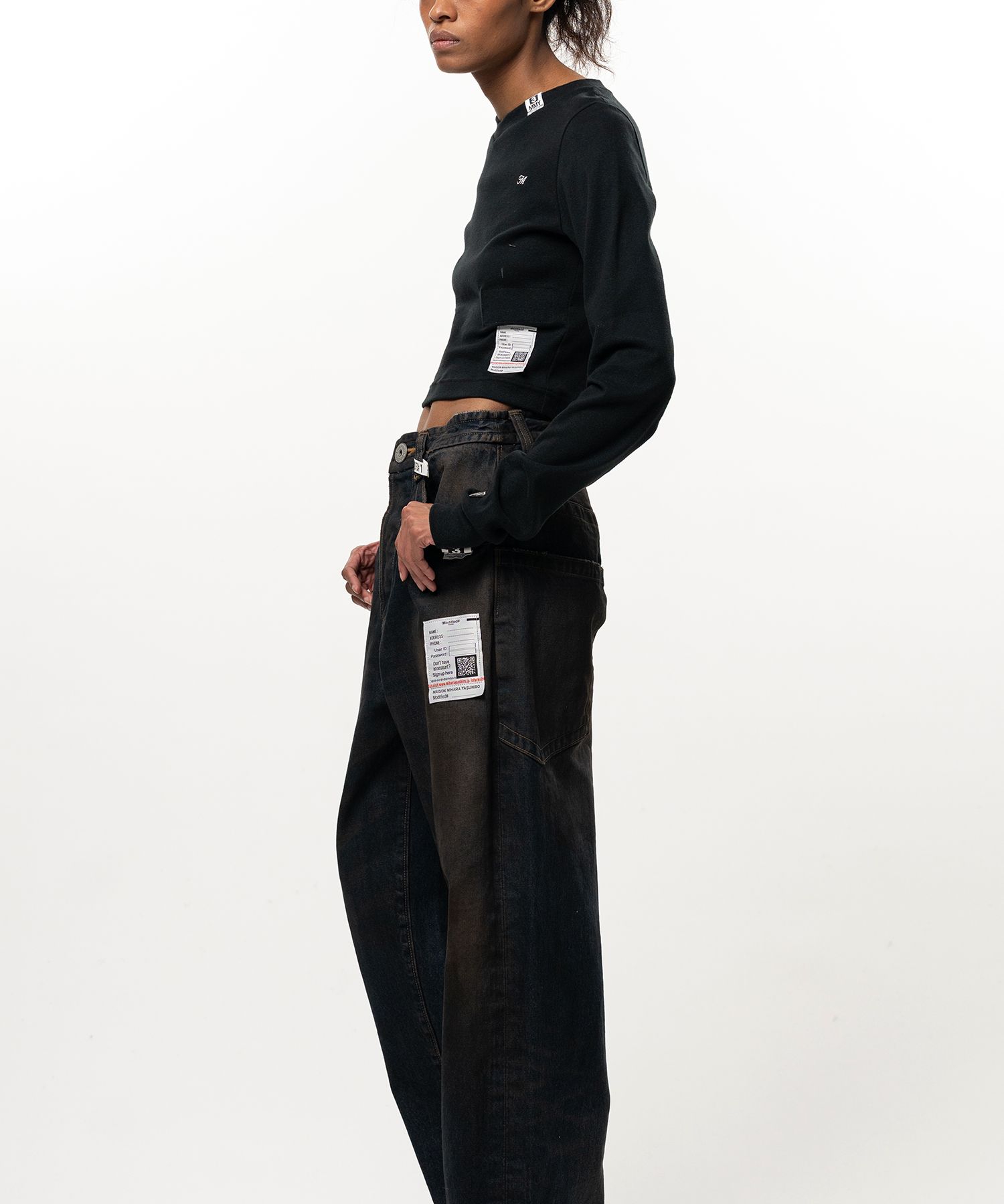 V-Neck Cropped Long Sleeve T-Shirt