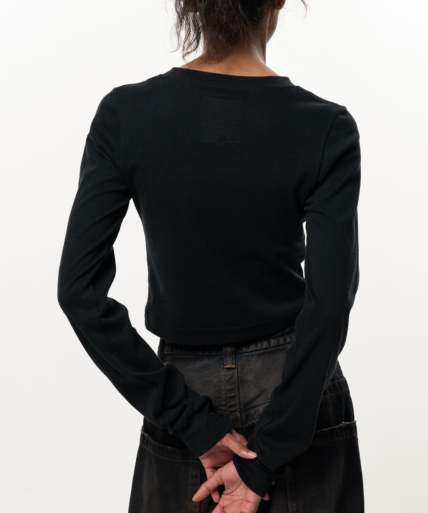 V-Neck Cropped Long Sleeve T-Shirt