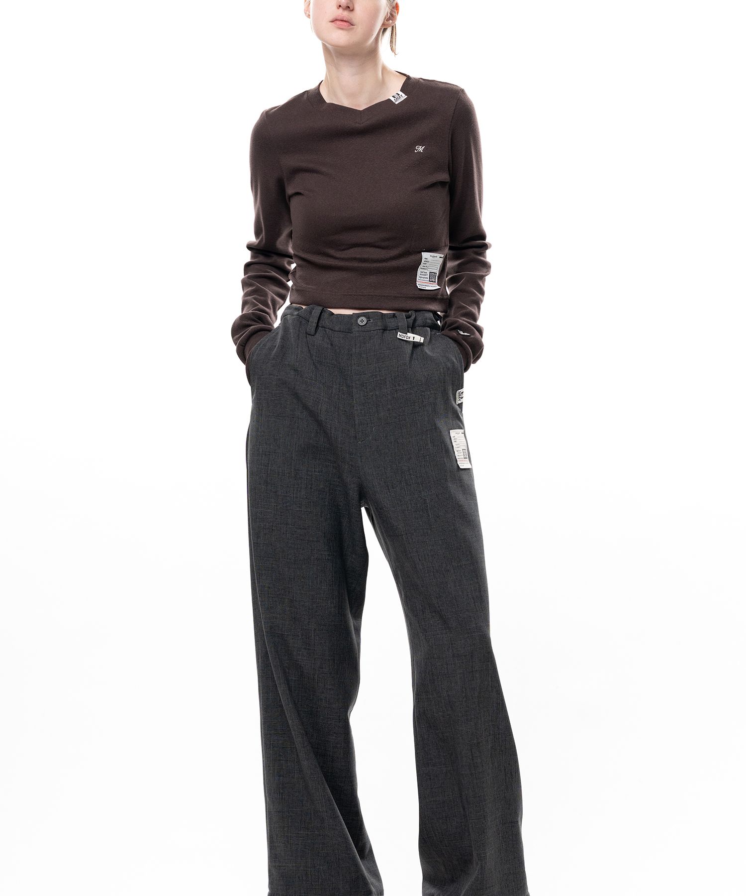 V-Neck Cropped Long Sleeve T-Shirt