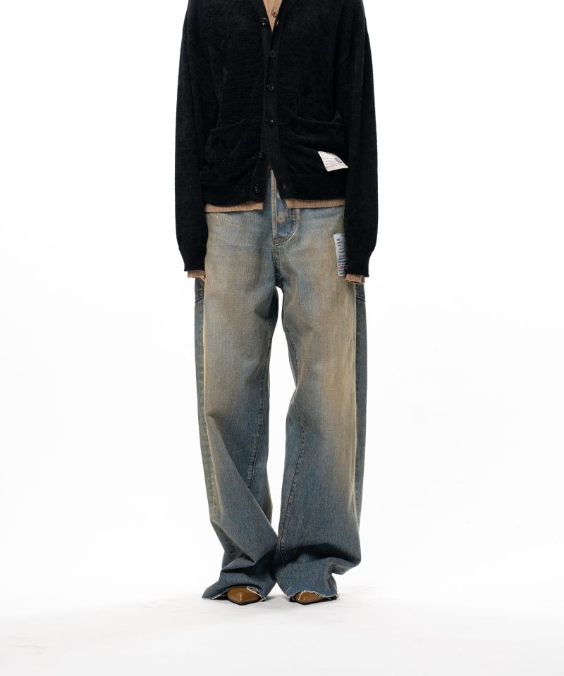 Amateur Sewn Like Wide Denim Pants