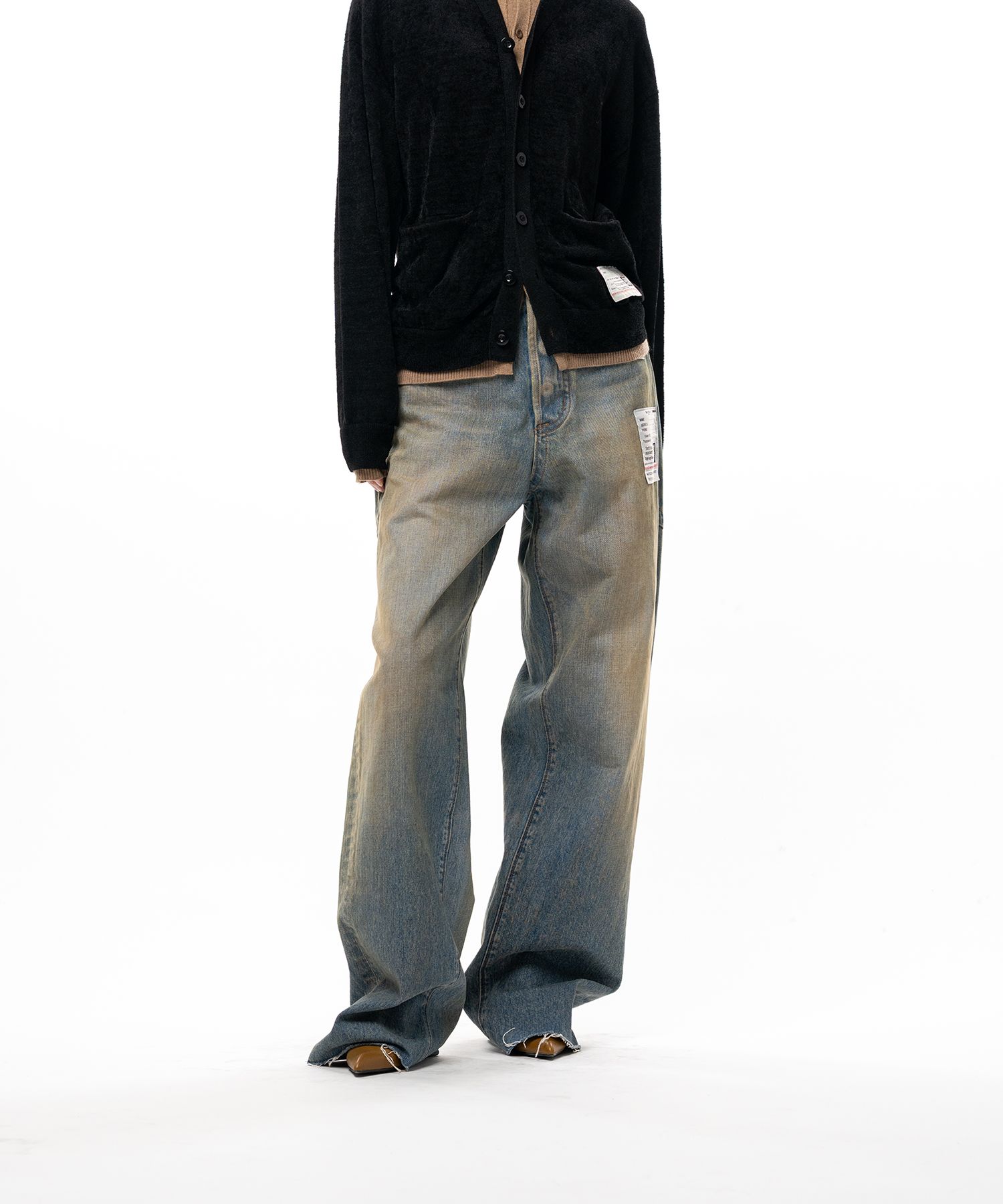 Amateur Sewn Like Wide Denim Pants