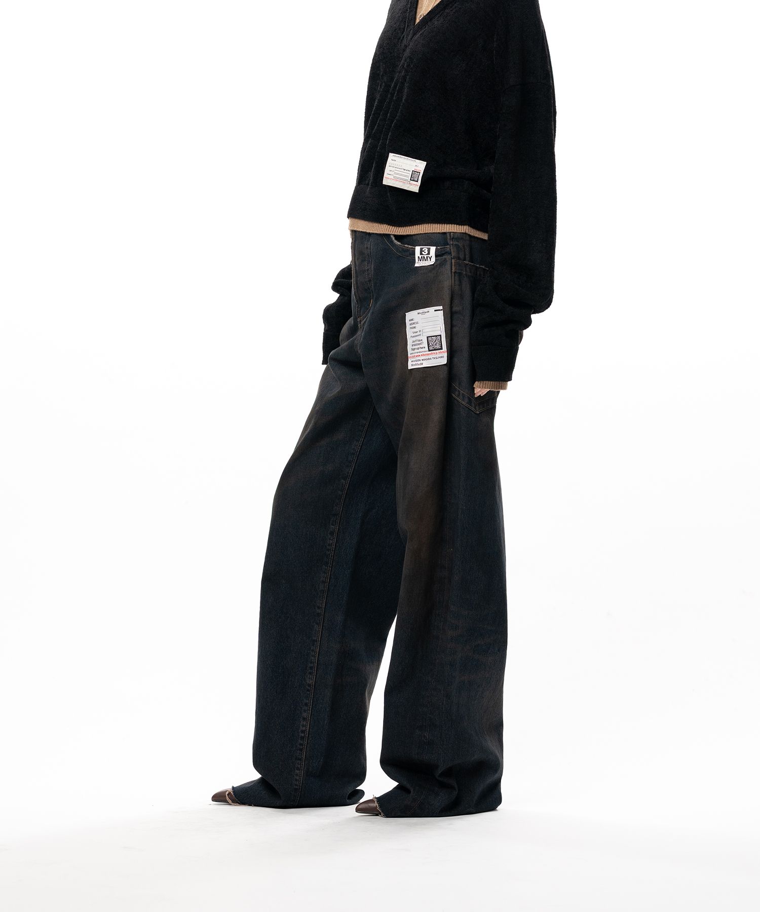 Amateur Sewn Like Wide Denim Pants