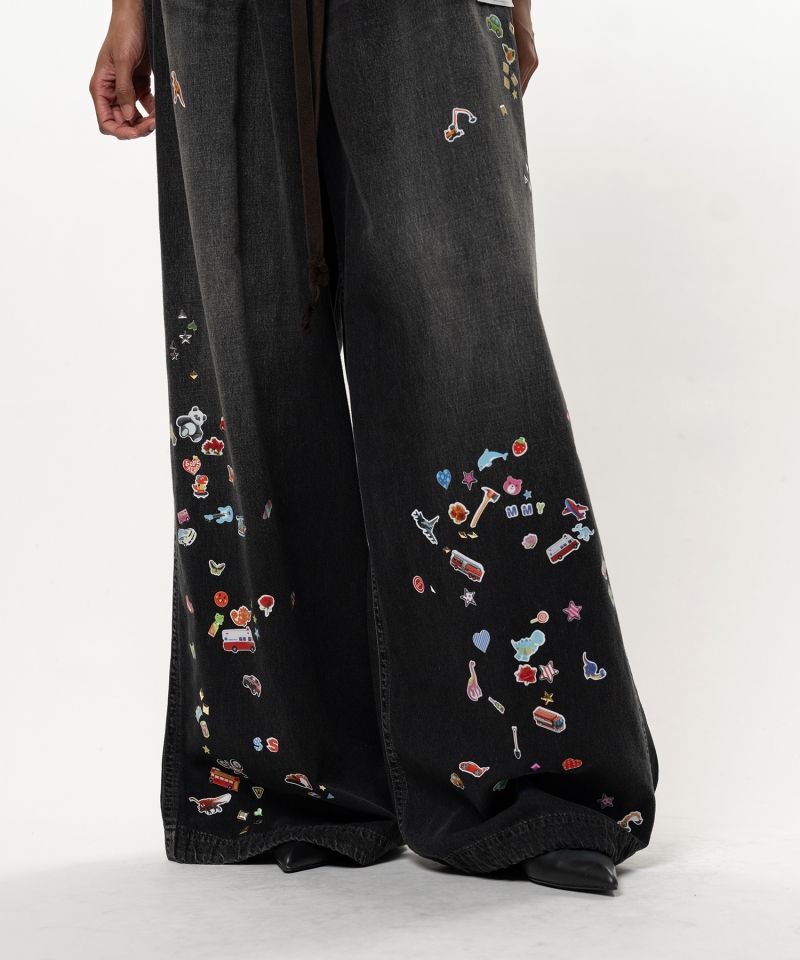 Kids Sticker Printed Wide Denim Pants