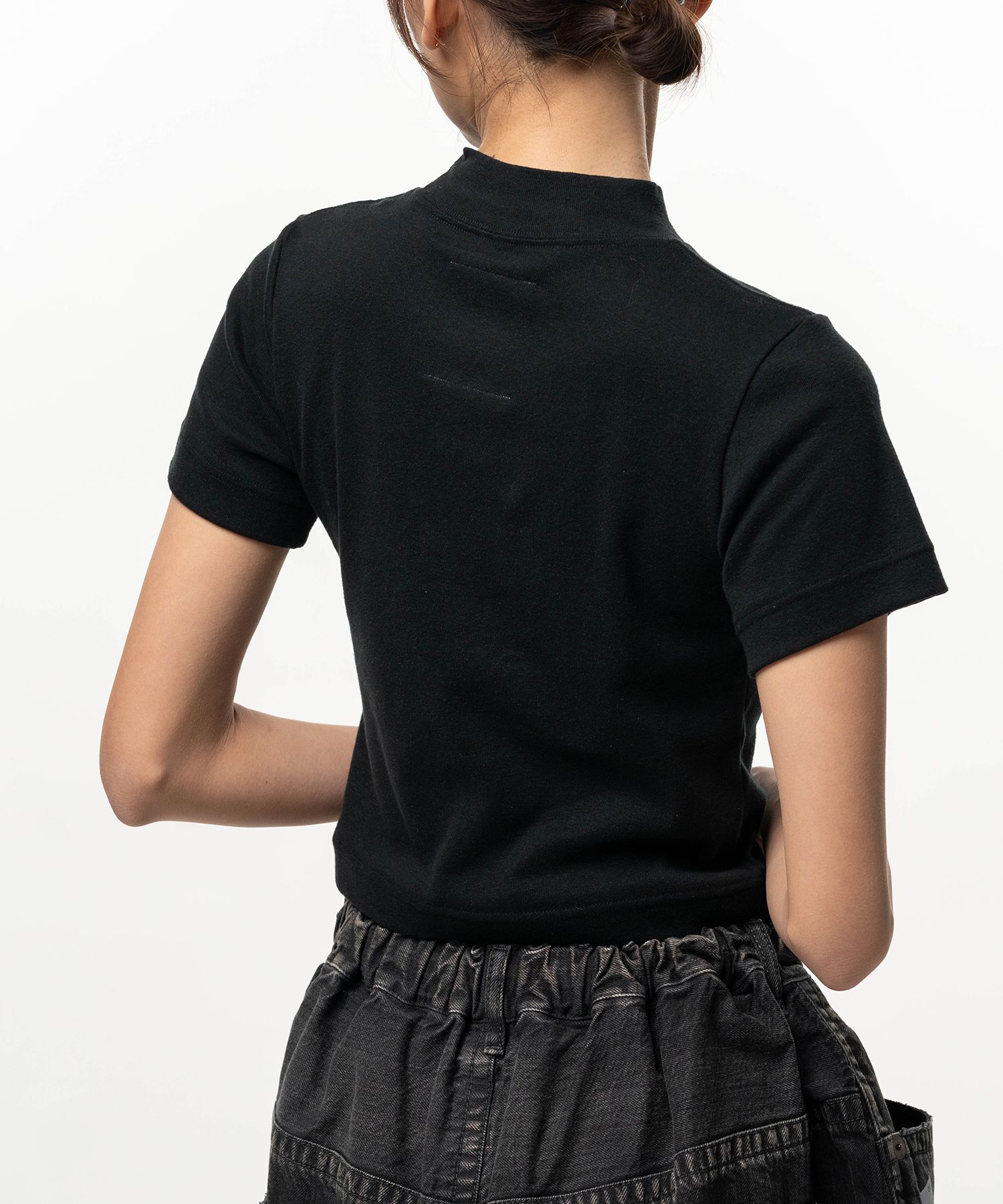 Mock Neck Cropped Short Sleeve T-shirt