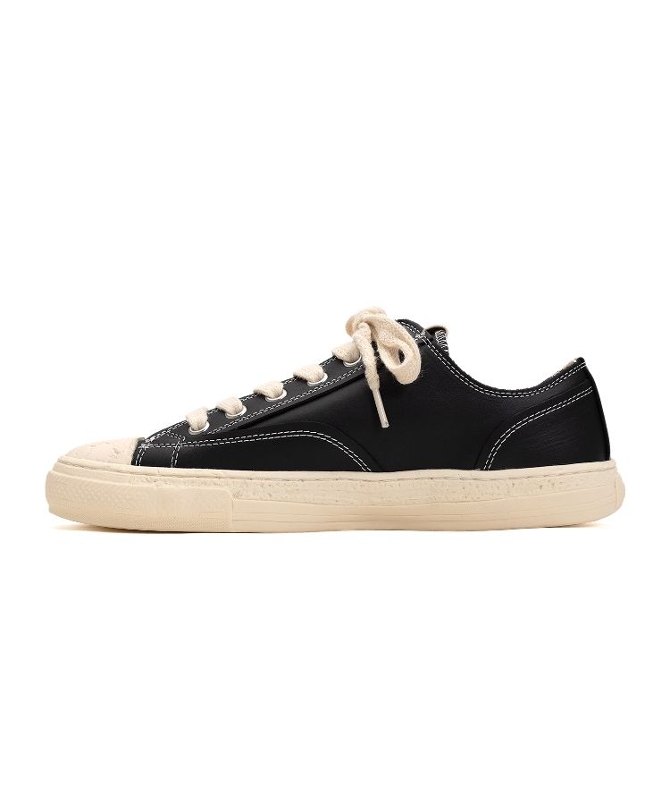 PAST Sole 6 - Hole Leather Low-top Sneaker