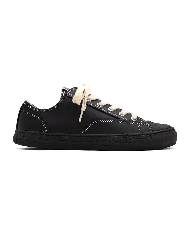 PAST Sole 6 - Hole Leather Low-top Sneaker