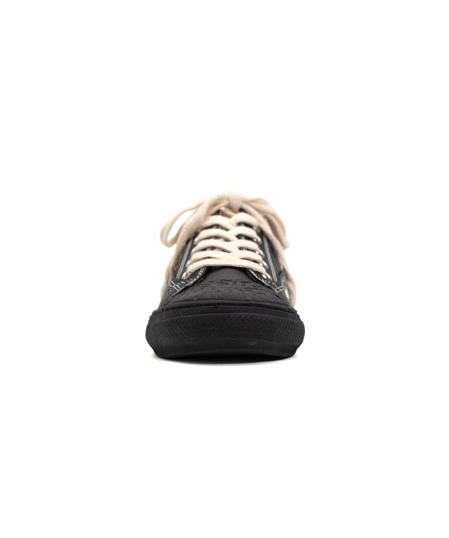 PAST Sole 6 - Hole Leather Low-top Sneaker