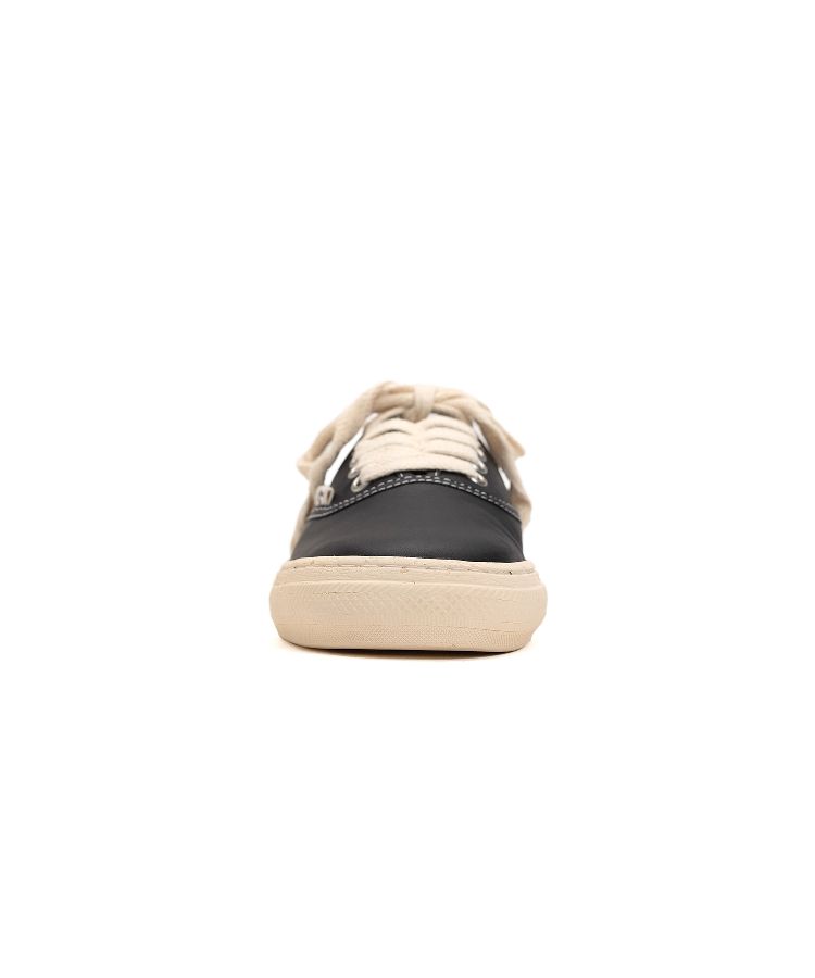 PAST Sole 5 - Hole Leather Low-top Sneaker