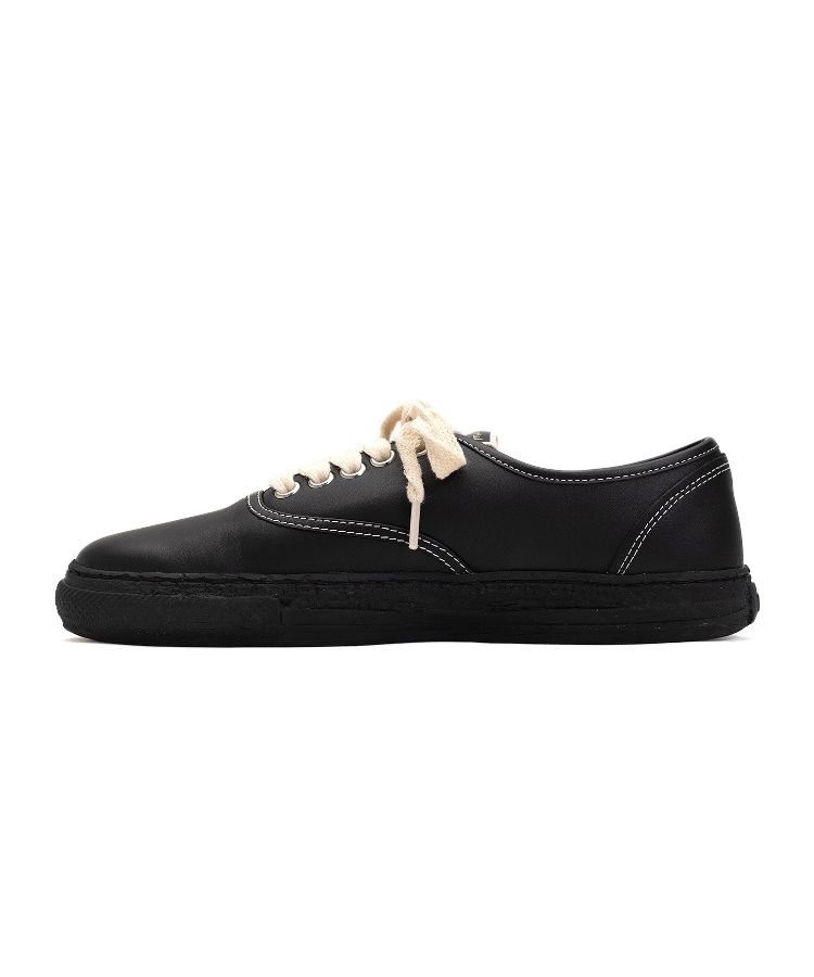 PAST Sole 5 - Hole Leather Low-top Sneaker