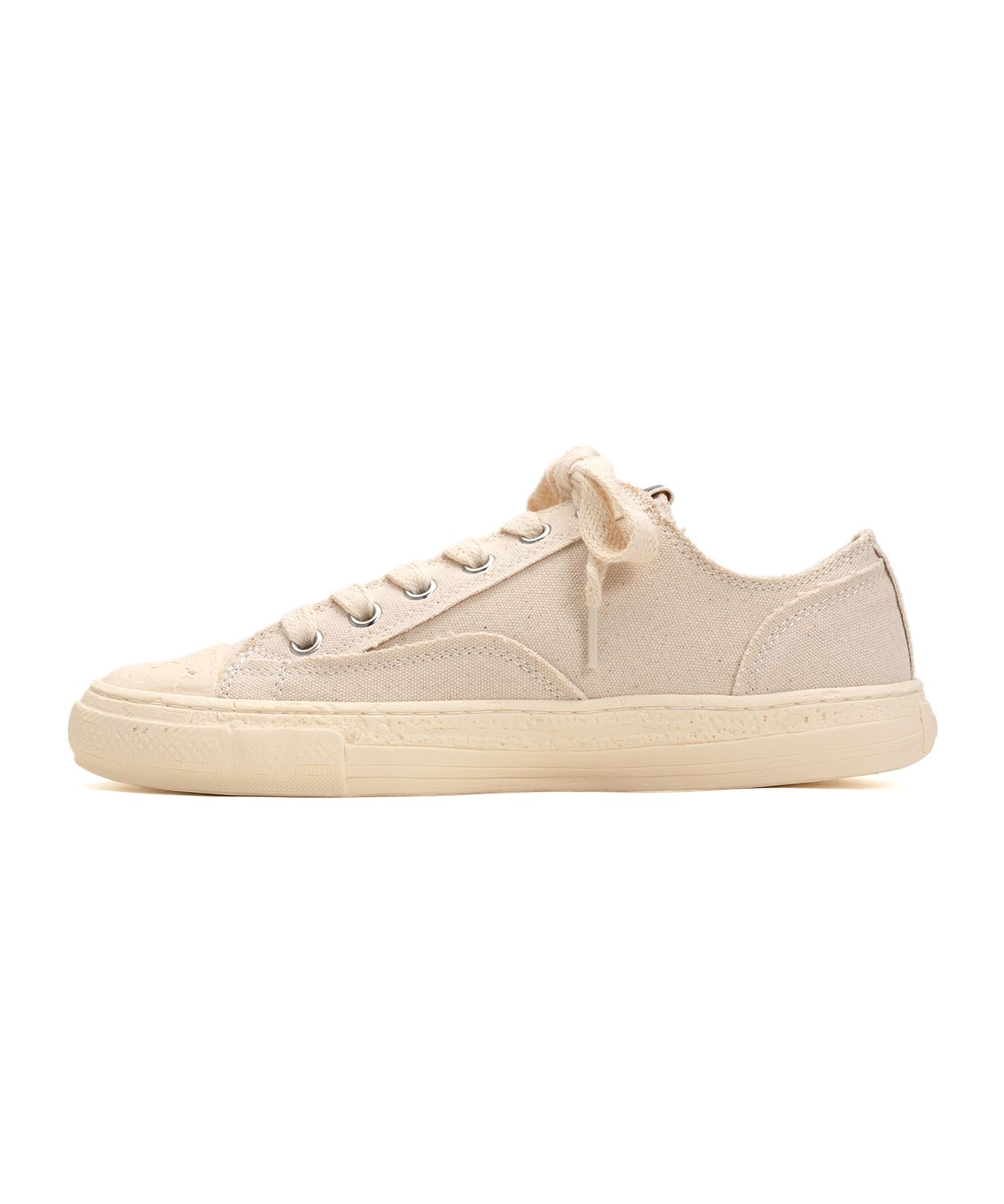 PAST Sole 6 - Hole Canvas Low-top Sneaker