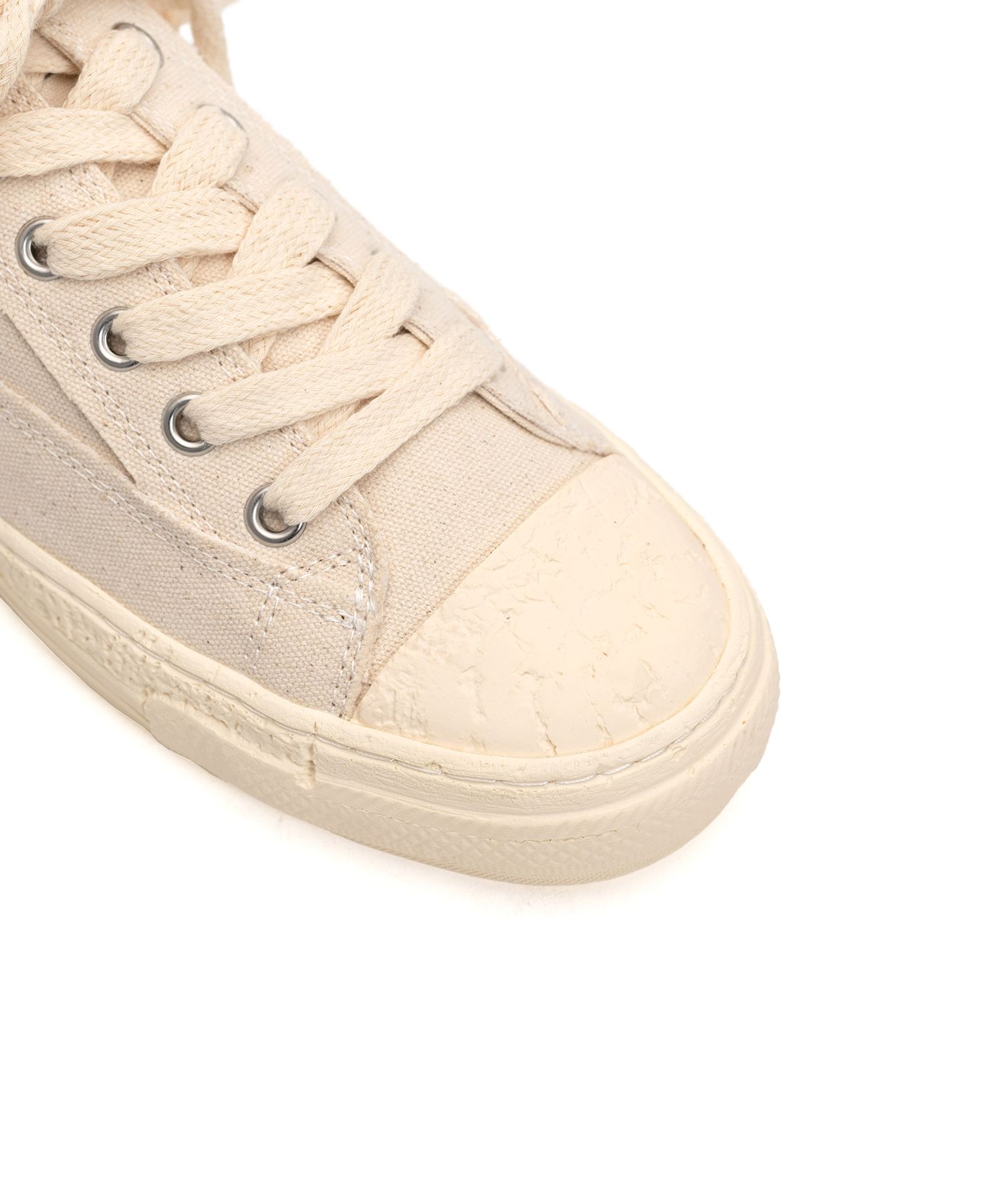 PAST Sole 6 - Hole Canvas Low-top Sneaker