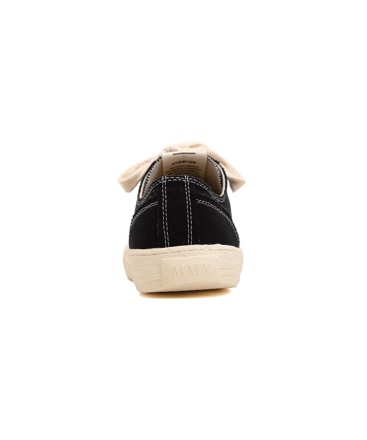 PAST Sole 6 - Hole Canvas Low-top Sneaker