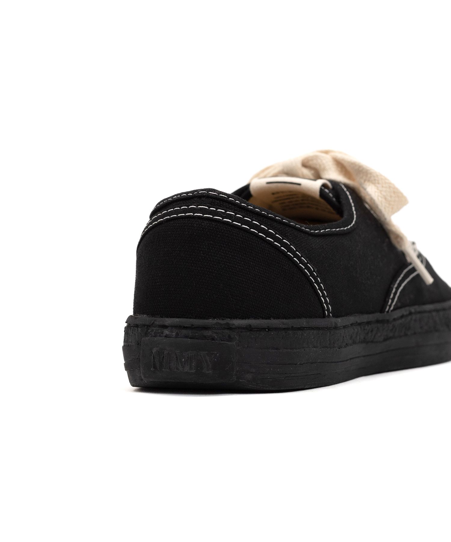 PAST Sole 5 - Hole Canvas Low-top Sneaker