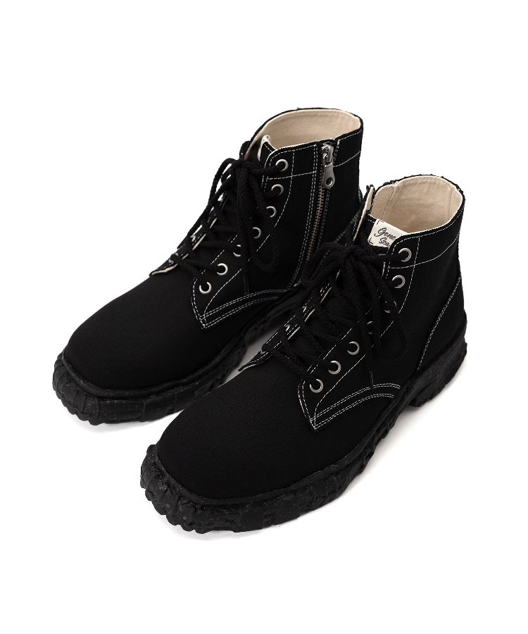 Vintage Like Sole Canvas Boots