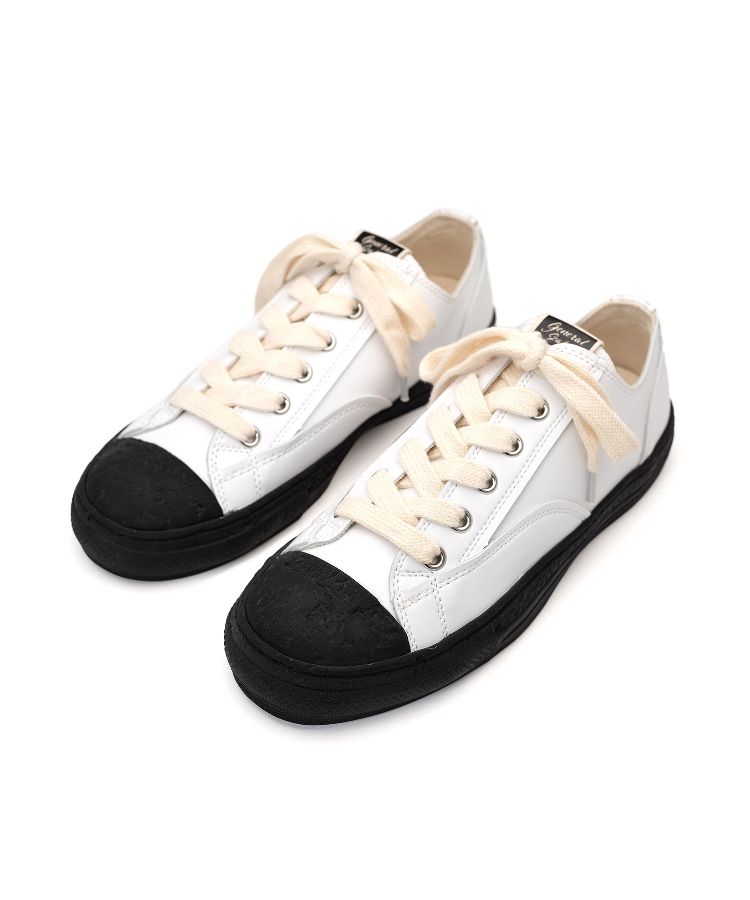 PAST Sole 6 - Hole Synthetic LT Low-top Sneaker