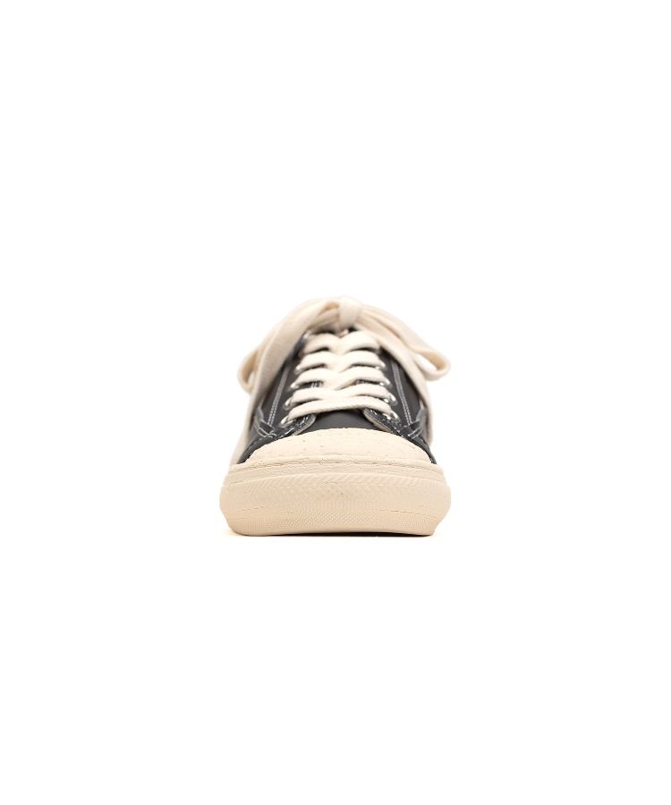 PAST Sole 6 - Hole Synthetic LT Low-top Sneaker