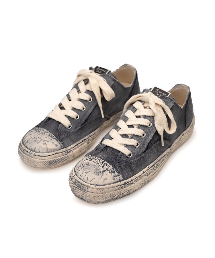 PAST Sole 6 - Hole Over-dyed CV Low-top Sneaker