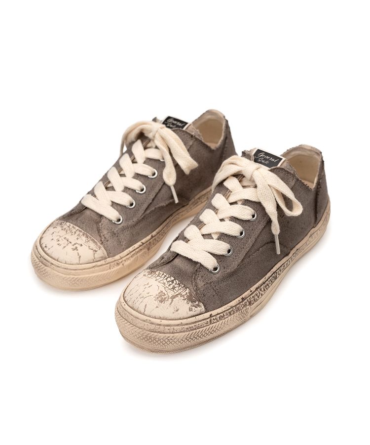 PAST Sole 6 - Hole Over-dyed CV Low-top Sneaker