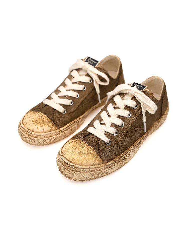 PAST Sole 6 - Hole Over-dyed CV Low-top Sneaker