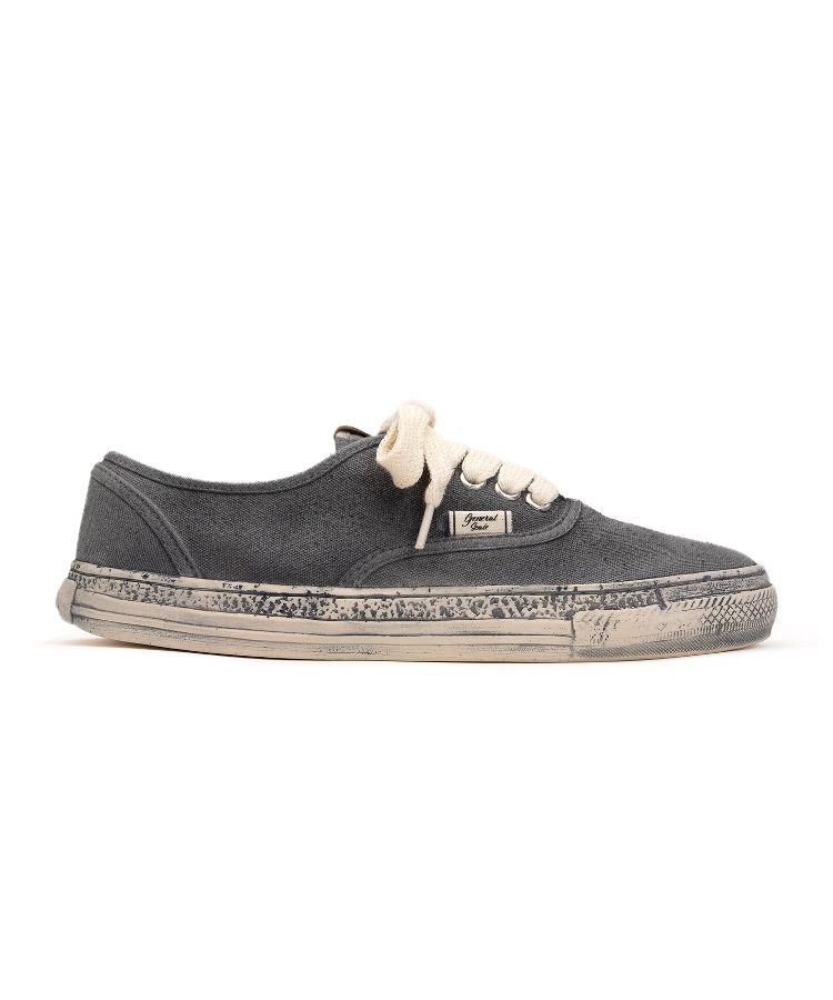 PAST Sole 5 - Hole Over-dyed CV Low-top Sneaker
