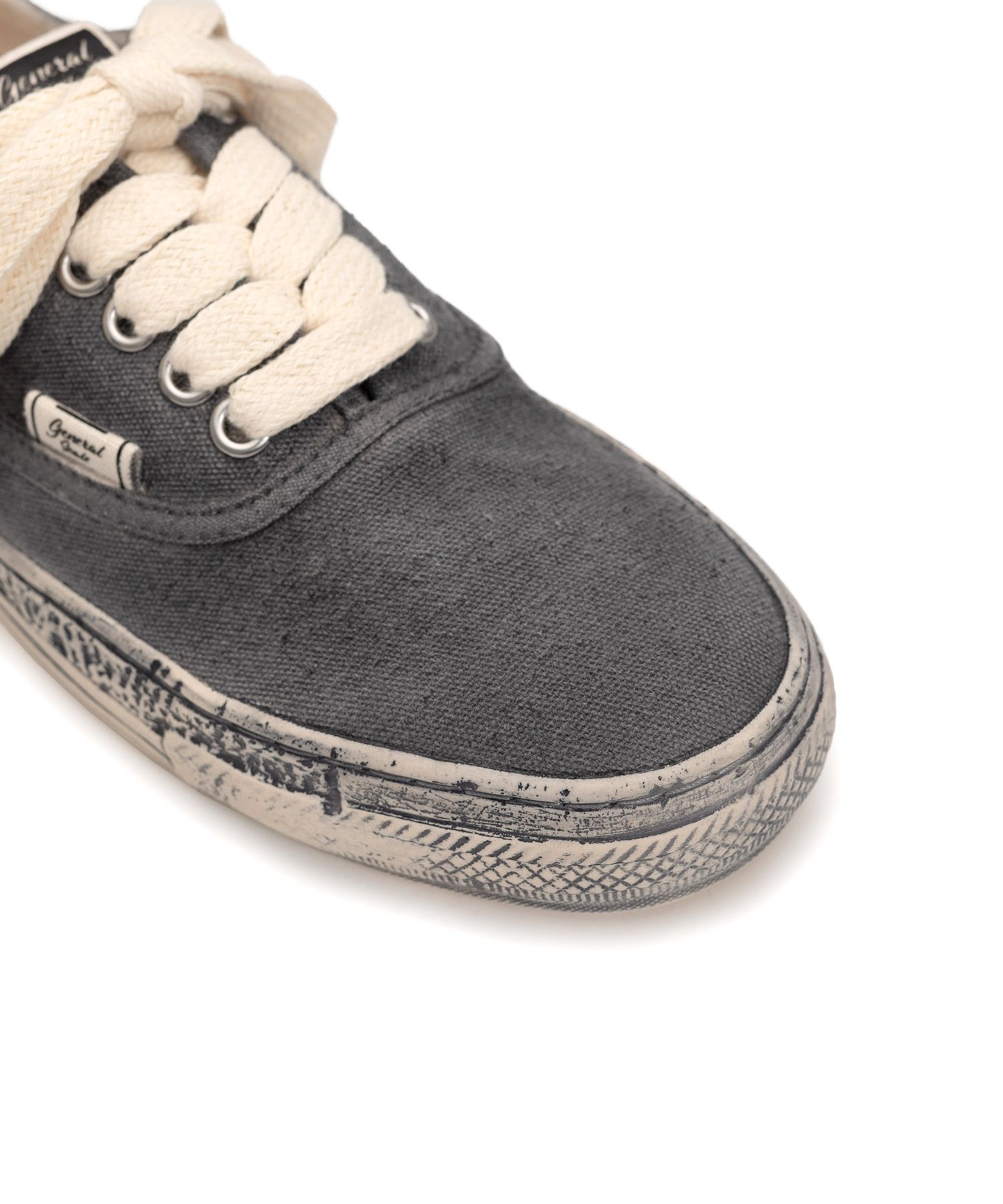 PAST Sole 5 - Hole Over-dyed CV Low-top Sneaker