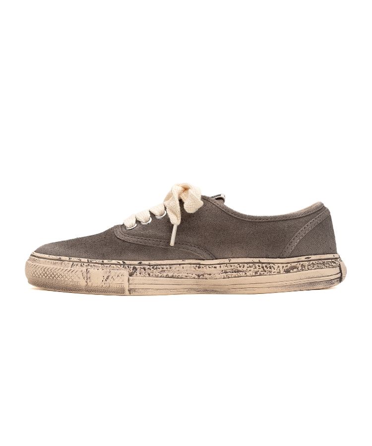 PAST Sole 5 - Hole Over-dyed CV Low-top Sneaker