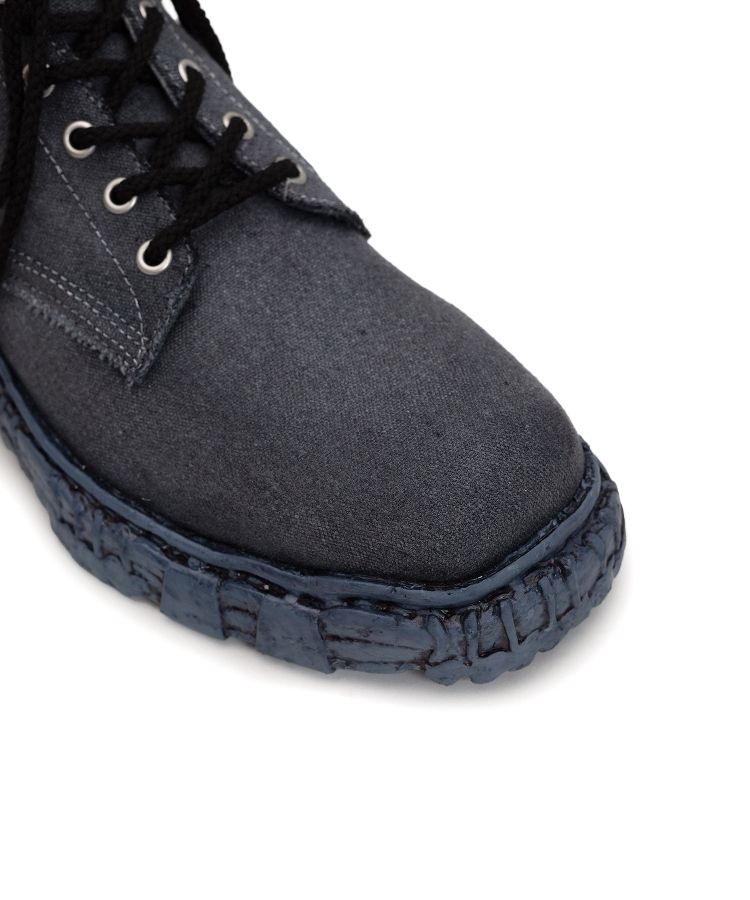 Vintage-like Sole Canvas Boots