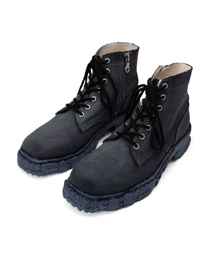 Vintage-like Sole Canvas Boots